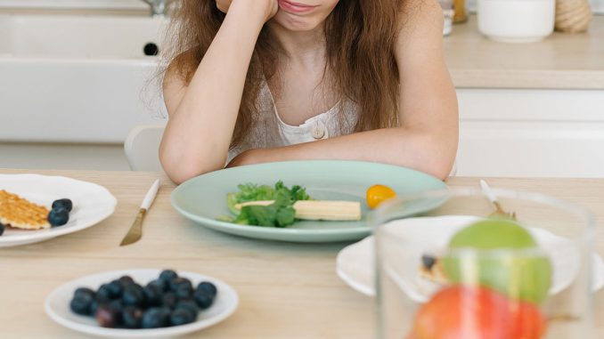“How To Raise Kids Who Are Not Picky Eaters”: Dad Cracks The Code For Kids To Clear Their Plates