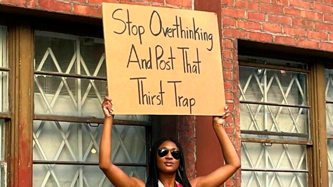 45 Pet Peeves That Got Called Out In This Dudette’s Signs (New Pics)