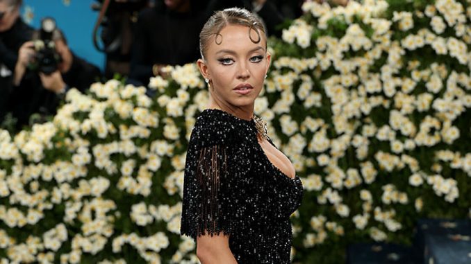 “Her Stylist Did Her Dirty”: Sydney Sweeney’s Met Gala Outfit Slammed As “Lazy” And “Boring”